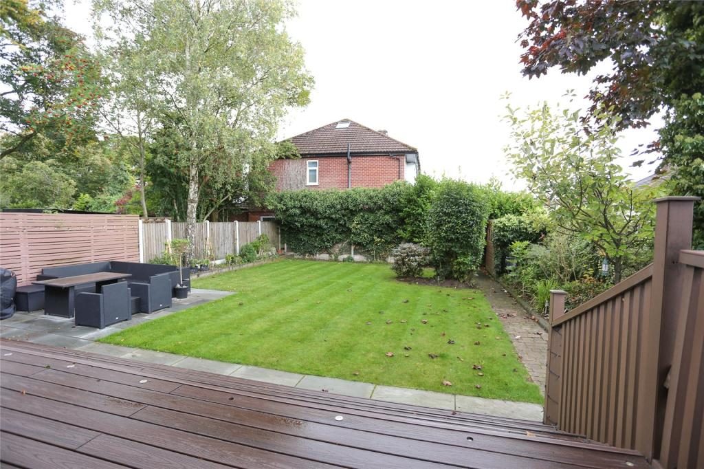 Listing photo: rear garden